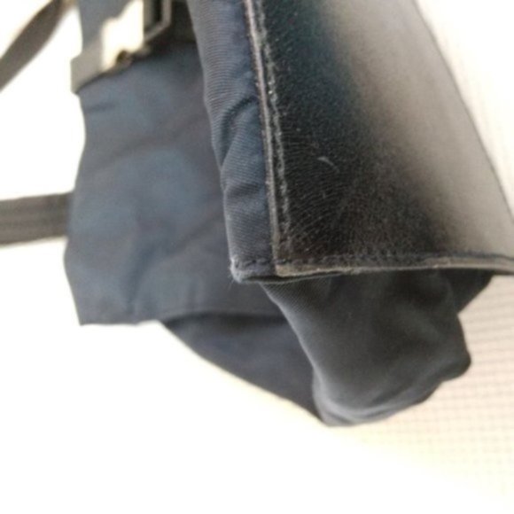 Prada Nylon Tessuto Tote Bag w/Guarantee Card💥PRICE DROP💥 - Picture 10 of 15